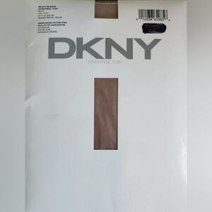 New DKNY Donna Karan Medium Pantyhose